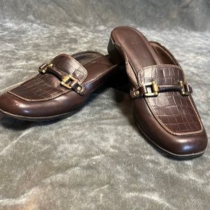 Women’s life stride slip on mule shoe